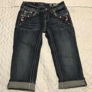 Miss Me Cuffed capris